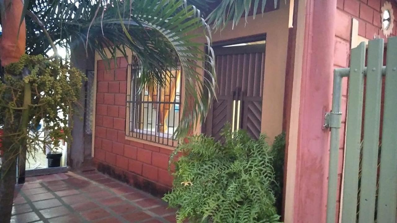 Habitacion Triple Con Cocina Y Bano Privado Necoclí Exterior photo